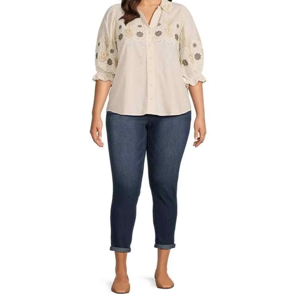 Democracy Plus Size "Ab"solution Luxe Touch medium wash Ankle Skimmer Jeans 24